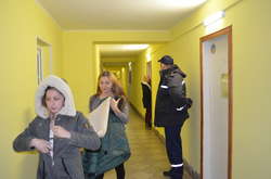 На Одещині рятувальники евакуювали мешканок педагогічного гуртожитку