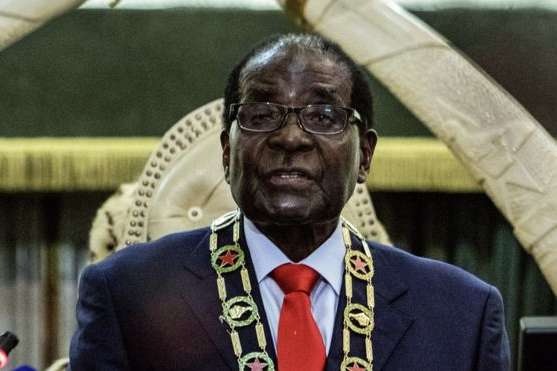 Президент Зимбабве ушел в отставку