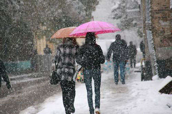 Мороз з мокрим снігом: синоптики розповіли про погоду на 22 листопада