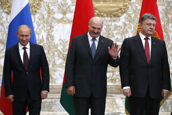 У Мінську визнають, що Лукашенко використав війну в Україні на свою користь