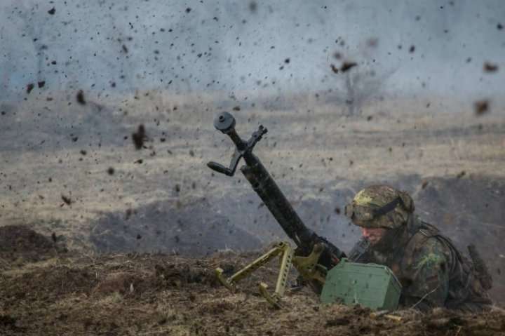 День в АТО: бойовики зменшили кількість обстрілів на Донбасі