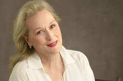 Главная героиня фильма «Секретное досье» украсила обложку декабрьского Vogue