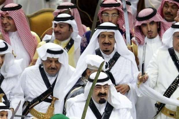 Саудівських принців почали катувати у в'язниці