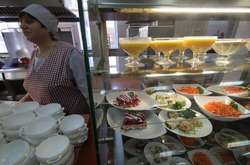 300 блюд: чем кормят в столовой Верховной Рады (видео)