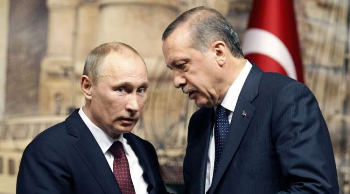 Путін оконфузився зі стільцем на зустрічі з Ердоганом