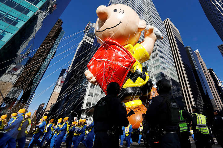 Рональд Макдональд, Hello Kitty та індичка: в США парадом відзначили День подяки