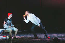 Сцена з вистави «Король Убю»