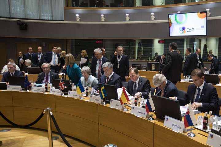 Україна розраховує на «чотири союзи» з ЄС – Порошенко