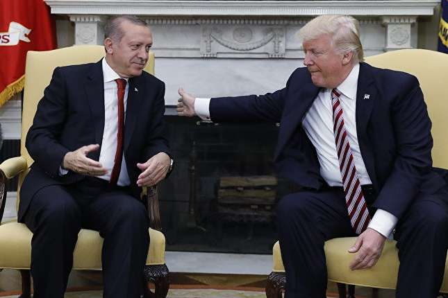 Трамп пообіцяв Ердогану «скоригувати військову підтримку» курдів у Сирії