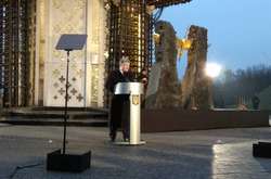 Порошенко закликав політиків не розкидатися словами «геноцид» та «голодомор»