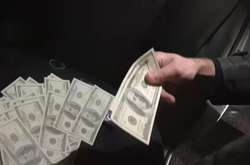 На Чернігівщині СБУ припинила збут фальшивої валюти за участю депутата
