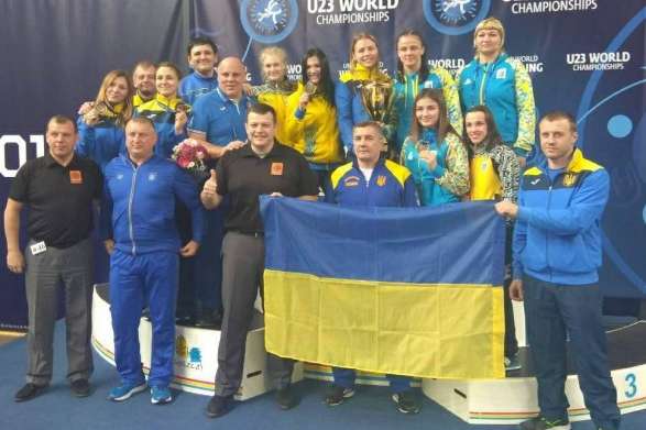 Українські борчині здобули друге місце в командному заліку ЧС серед U-23