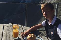 Русский рэп, драки и хулиганство: что известно о депутатском сыне, который ограбил магазин