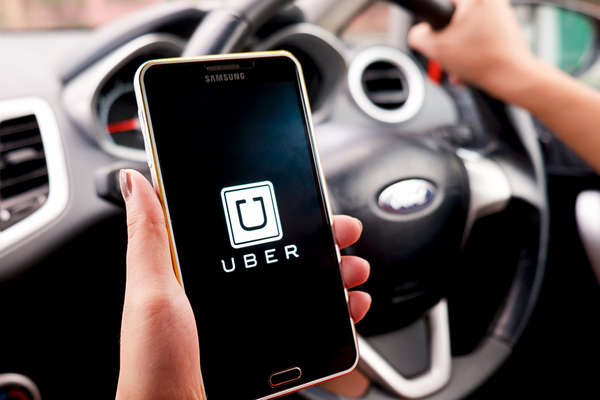Таксі Uber підвищує тарифи в Україні