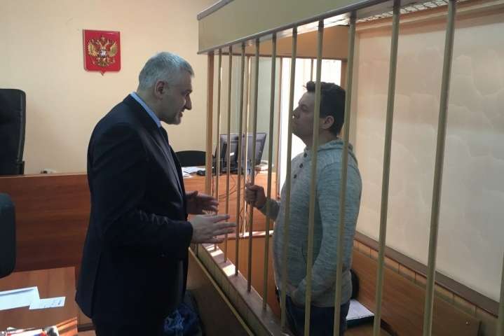 Адвокат: на Сущенка в Росії чинять тиск, щоб він визнав «провину»