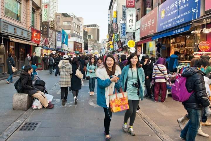 Китай частково відмінив заборону на туристичні поїздки до Південної Кореї