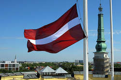 Історія про те, як бідна Україна спонсорує бюджет країни ЄС і НАТО