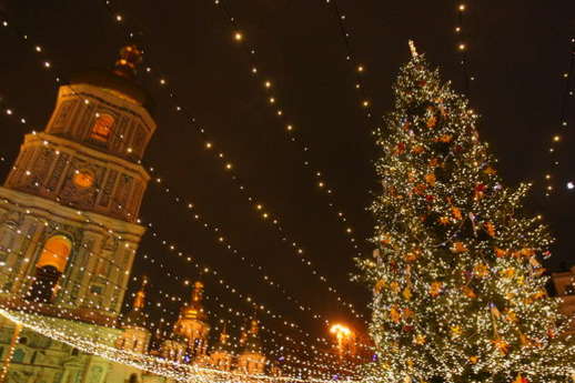 Главная новогодняя елка в Киеве: как украсят и где установят 