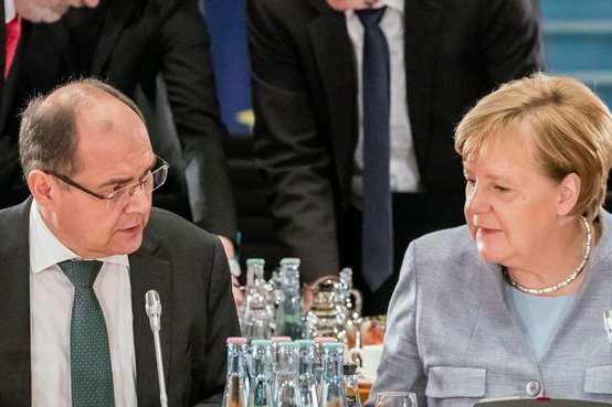 Меркель розкритикувала міністра свого уряду заради «великої коаліції»