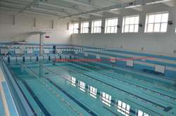 Трагедія у Львові: у басейні вишу помер першокурсник 