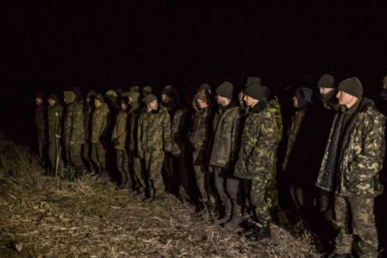 У Мінську вирішується питання звільнення заручників на Донбасі