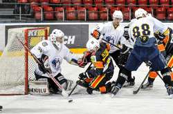 Українська хокейна ліга. «Кременчук» не мав проблем в «Вовками», «Динамо» сенсаційно долає «Білий Барс»