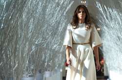 Мелания Трамп украсила Белый дом к Рождеству, как в фильме ужасов