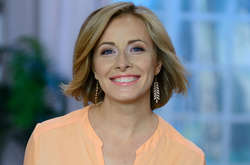 Актриса «Квартала 95» прикрылась одним чемоданом 