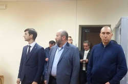 Альперин и его защитники