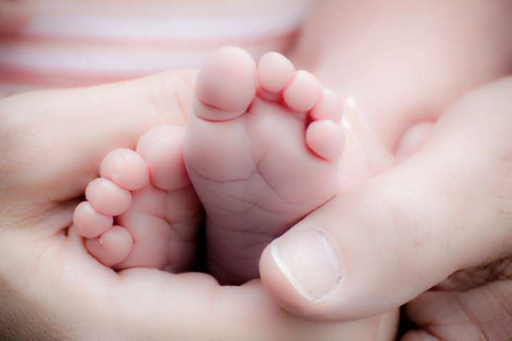 На Львівщині біля лікарні знайшли немовля