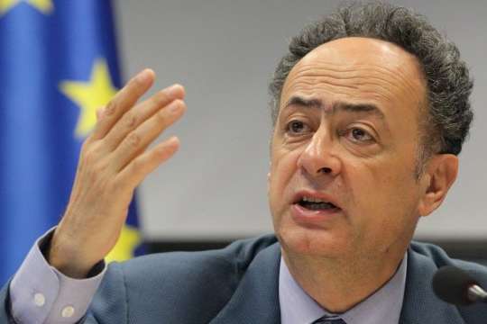 Євросоюз попросив силовиків «не наїжджати» на НАБУ