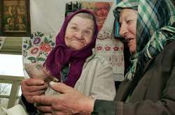 На Донеччині пенсіонерам зі звільнених сіл виплатять борг за час окупації