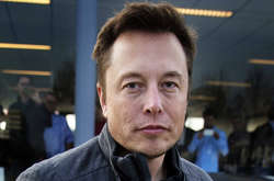 Маск анонсував перший запуск ракети важкого класу Falcon Heavy