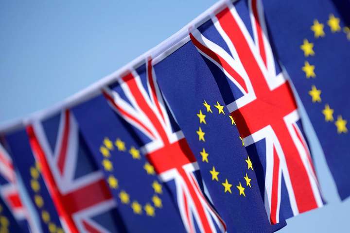 Єврокомісія готує план на випадок провалу переговорів щодо Brexit