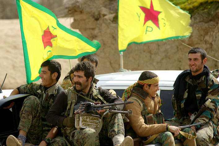 США припинять постачати зброю сирійським курдам