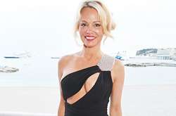 Памела Андерсон осудила жертв Харви Вайнштейна