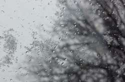 Погода на перший понеділок зими: синоптики обіцяють дощі та сніг (карта)