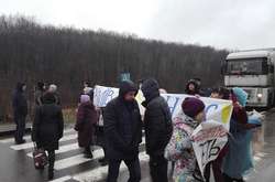 На Харківщині мешканці селища перекривали дорогу через відсутність опалення