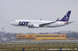 Проліт Boeing 737 MAX 8 (SP-LVA) Low Pass