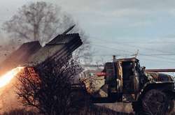 Бойовики продовжують здійснювати обстріли позицій сил АТО з мінометів різних калібрів та важкої артилерії