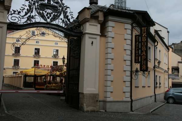 У Львові охоронці ресторану побили бійців АТО