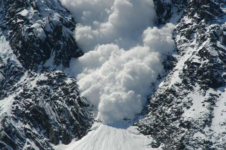 У Карпатах 5 грудня зберігається лавинна небезпека