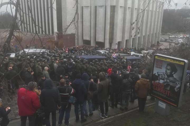 Стычки из-за Саакашвили в Киеве: в МВД сообщили о пострадавших