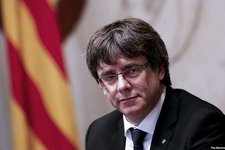 Іспанський суд відкликав європейський ордер на арешт Пучдемона