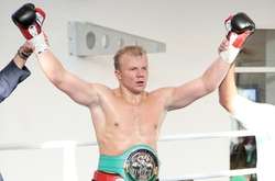 Ще один українець може стати чемпіном світу в важкій вазі