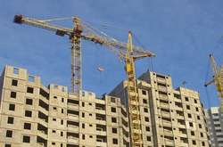 У Києві будівельник загинув через падіння з 25-го поверху