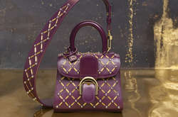 Бельгийская компания выпустила капсульную коллекцию сумок в честь «Игры престолов»