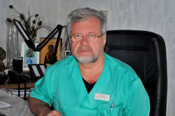  Головний лікар 3-ого пологового будинку міста Запоріжжя Сергій Коломоєць 