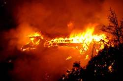 Пекло на землі. Неймовірні фото та відео пожеж в Каліфорнії