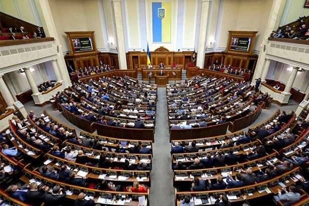 Депутати в першому читанні ухвалили законопроект про дипломатичну службу